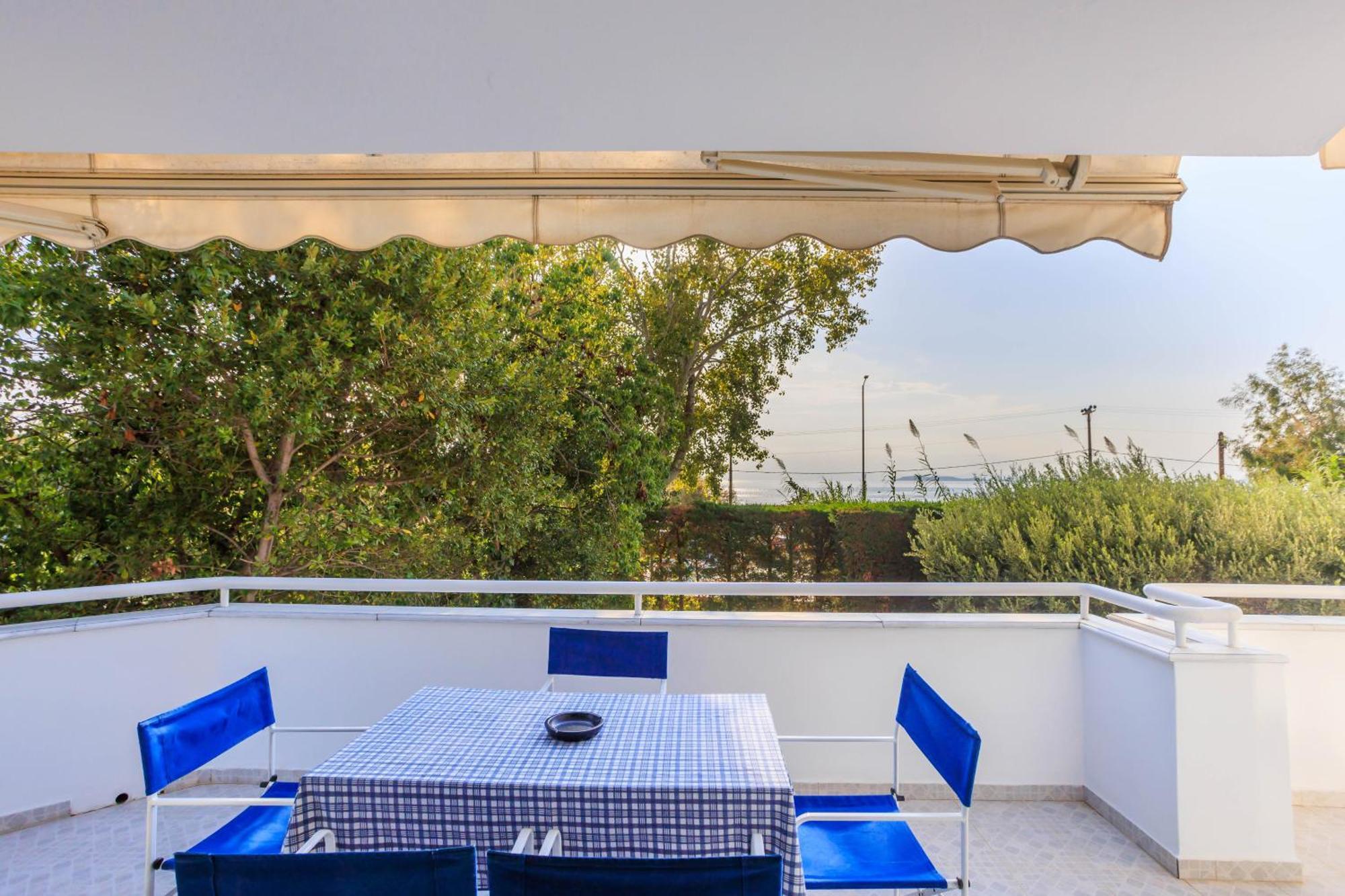 Lagonisi Beach House Kalivia Thorikou Номер фото