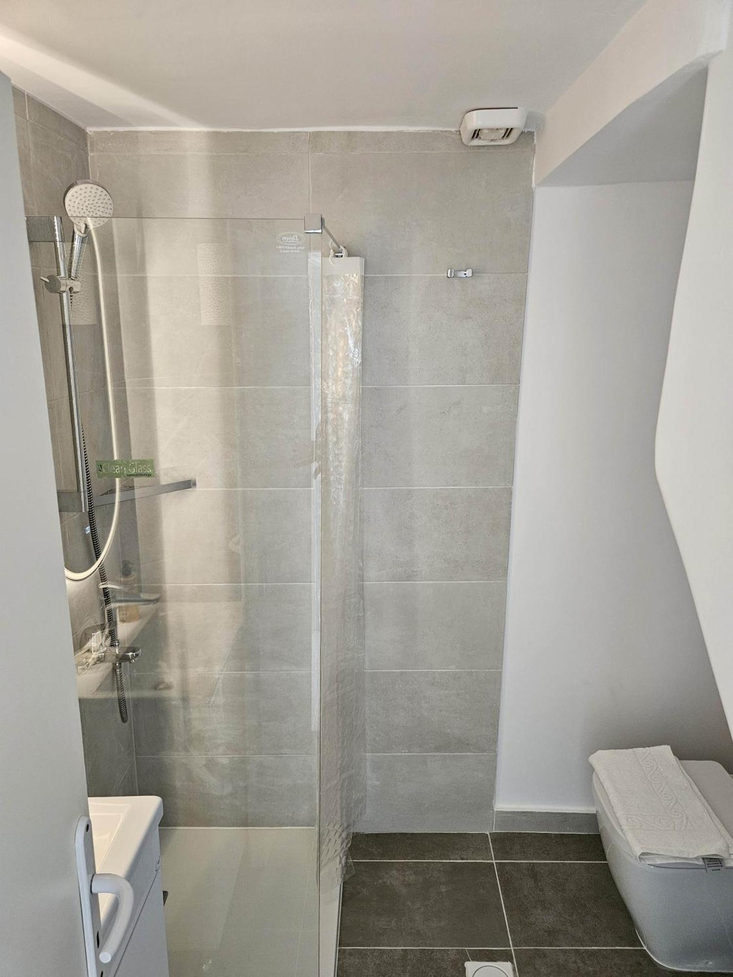 Lagonisi Beach House Kalivia Thorikou Номер фото